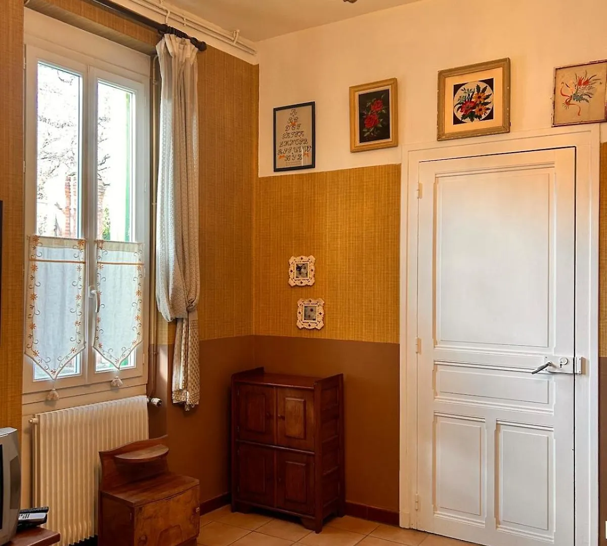 La Maison De Charles Montauban