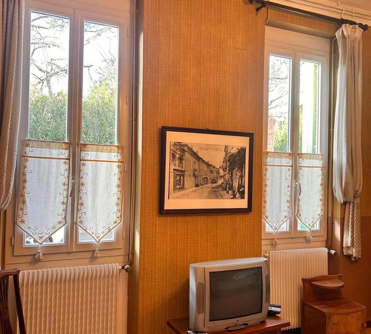 La Maison De Charles Montauban 0*,  Franciaország